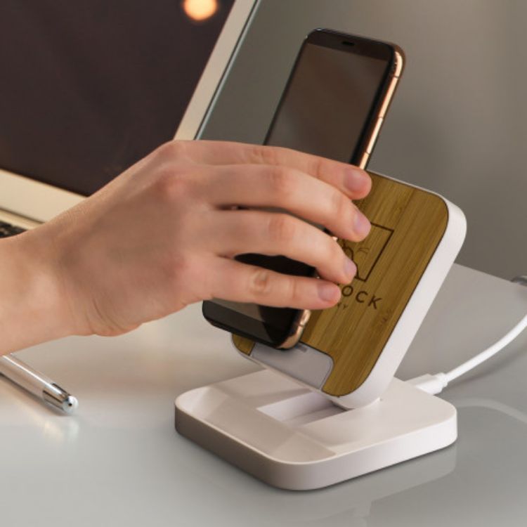 Picture of Flex Wireless Fast Charging Stand